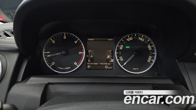 Land Rover Discovery 4 3.0 SDV6 SE 2011 — фото 8