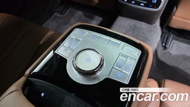 Genesis G80 (RG3) Gasoline 3.5 Turbo AWD 2023 — фото 19