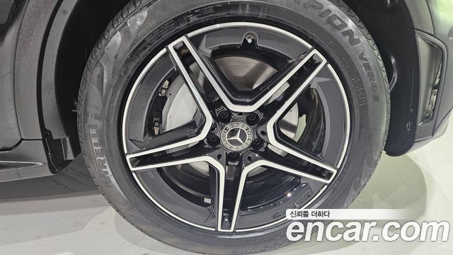 Mercedes-Benz GLC-Class (X253) GCL300 4MATIC Coupe 2023 — фото 5