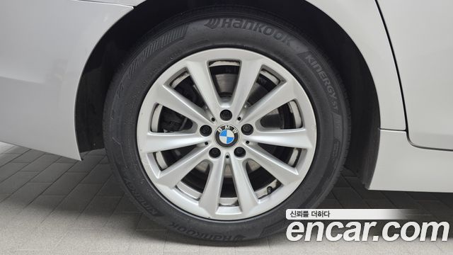 BMW 5 Series (F10) 520d 2012 — фото 5