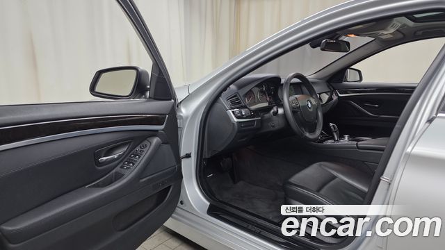 BMW 5 Series (F10) 520d 2012 — фото 10
