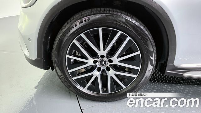 Mercedes-Benz GLC-Class (X253) GLC300 4MATIC 2020 — фото 5