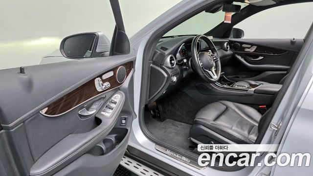 Mercedes-Benz GLC-Class (X253) GLC300 4MATIC 2020 — фото 11