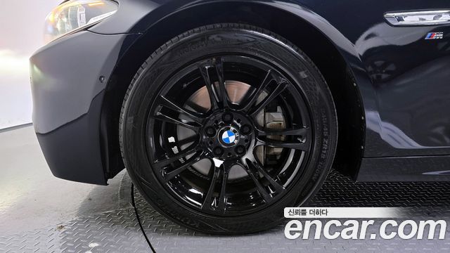 BMW 5 Series (F10) M550d xDrive 2014 — фото 5