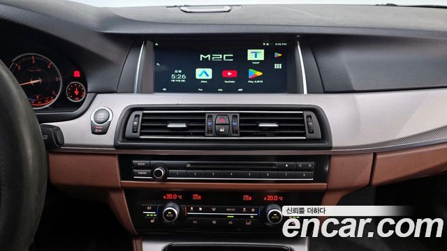BMW 5 Series (F10) M550d xDrive 2014 — фото 15
