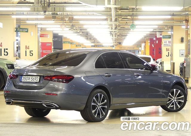 Mercedes-Benz E-Class (W213) E300e 4MATIC Exclusive 2021 — фото 3