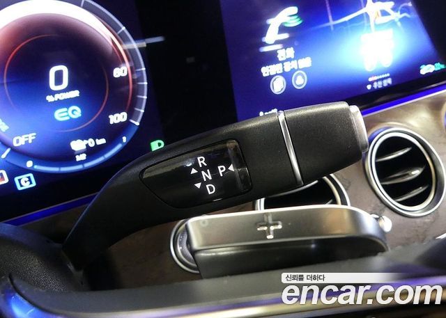 Mercedes-Benz E-Class (W213) E300e 4MATIC Exclusive 2021 — фото 7