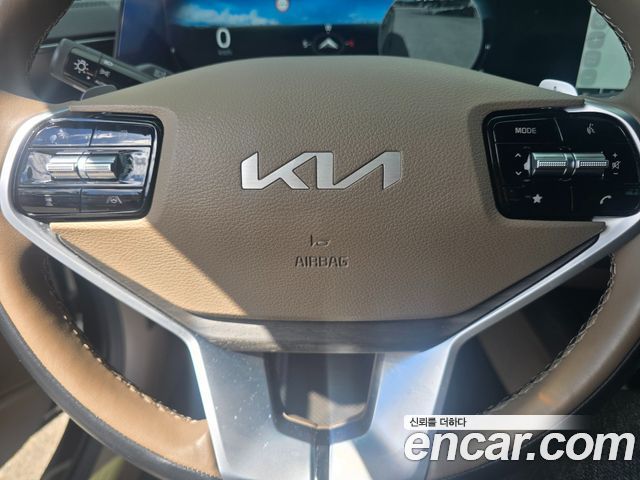 Kia K8 2.5 Gasoline 2WD Noblesse 2024 — фото 15