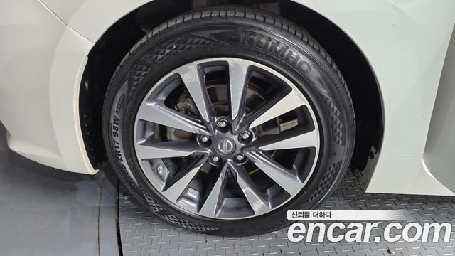 Nissan Altima 2.5 Smart L33 2017 — фото 5