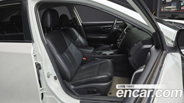 Nissan Altima 2.5 Smart L33 2017 — фото 12