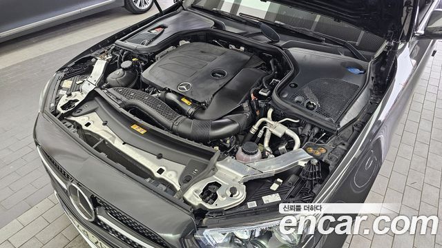 Mercedes-Benz E-Class (W213) E350 4MATIC AMG Line Edition 2021 — фото 6
