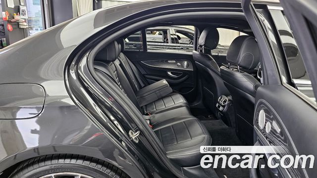 Mercedes-Benz E-Class (W213) E350 4MATIC AMG Line Edition 2021 — фото 12
