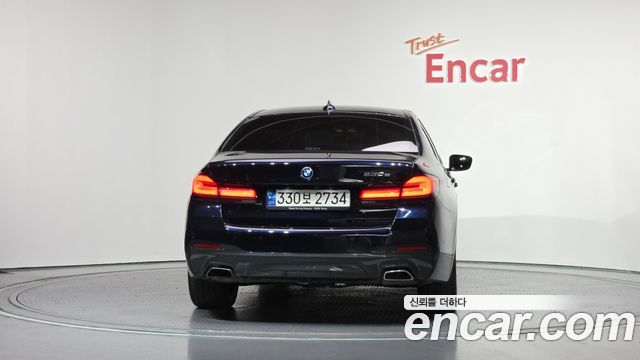 BMW 5 Series (G30) 530e M Sport 2022 — фото 4