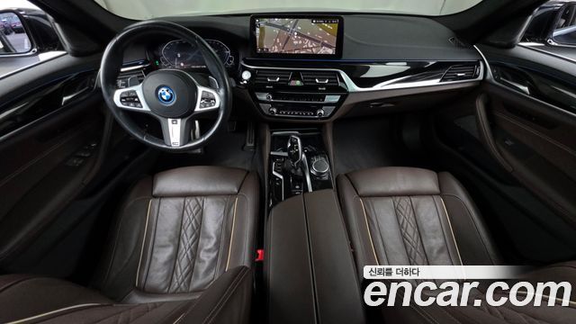 BMW 5 Series (G30) 530e M Sport 2022 — фото 7