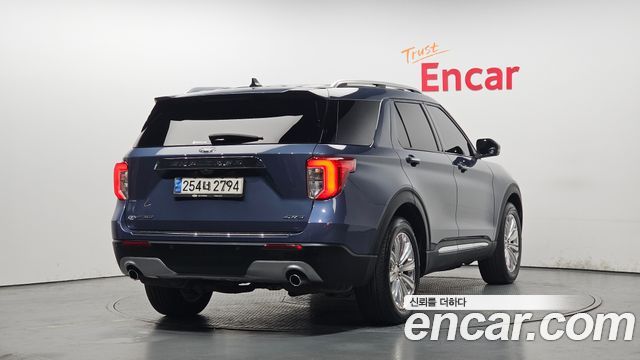 Ford Explorer (VI) 2.3 LimIted 4WD 2021 — фото 2