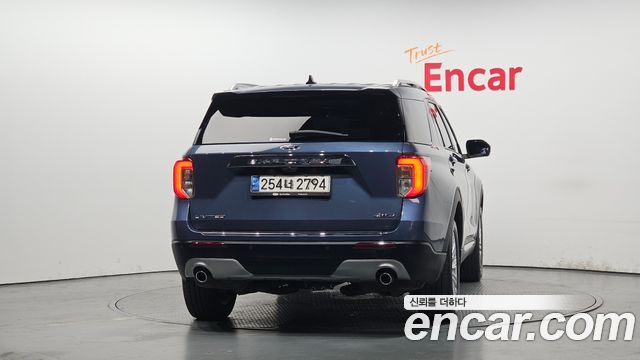 Ford Explorer (VI) 2.3 LimIted 4WD 2021 — фото 4