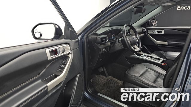 Ford Explorer (VI) 2.3 LimIted 4WD 2021 — фото 15