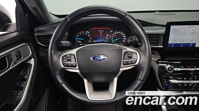 Ford Explorer (VI) 2.3 LimIted 4WD 2021 — фото 17