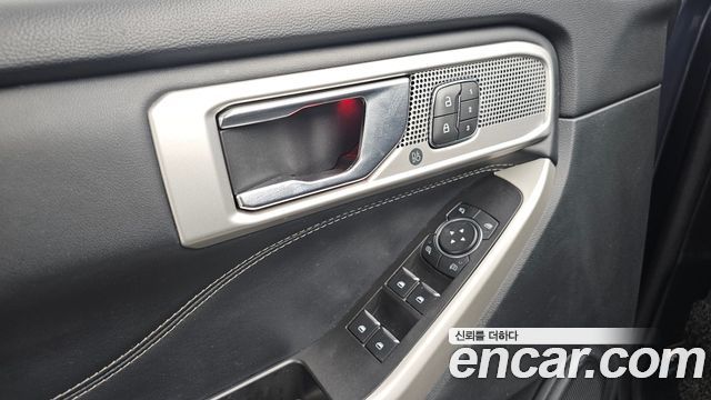 Ford Explorer (VI) 2.3 LimIted 4WD 2021 — фото 21