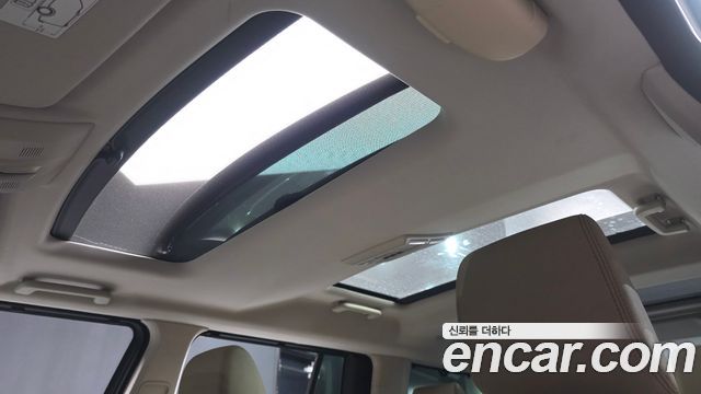 Land Rover Discovery 4 3.0 SDV6 SE 2016 — фото 19