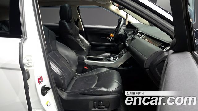 Land Rover Range Rover Evoque 2.0 TD4 HSE 2016 — фото 11
