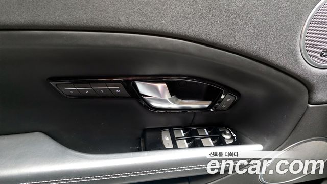 Land Rover Range Rover Evoque 2.0 TD4 HSE 2016 — фото 19