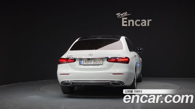 Mercedes-Benz E-Class (W213) E250 Exclusive 2021 — фото 4