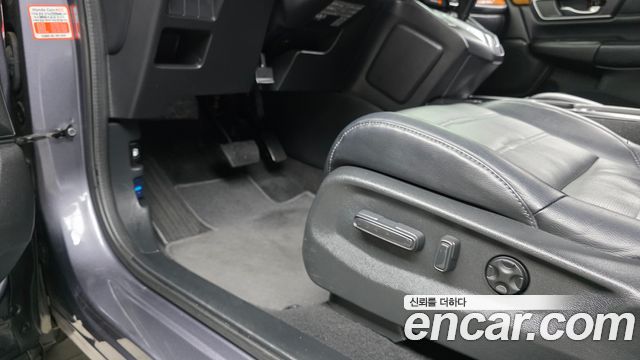 Honda CR-V (V) 1.5 EX-L 4WD 2017 — фото 17
