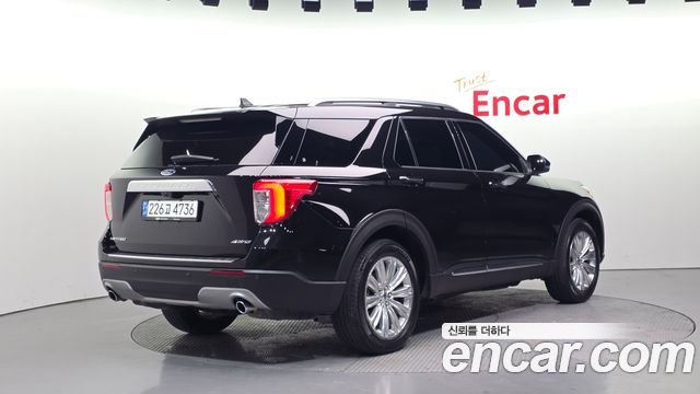 Ford Explorer (VI) 2.3 LimIted 4WD 2021 — фото 2