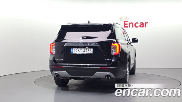 Ford Explorer (VI) 2.3 LimIted 4WD 2021 — фото 4