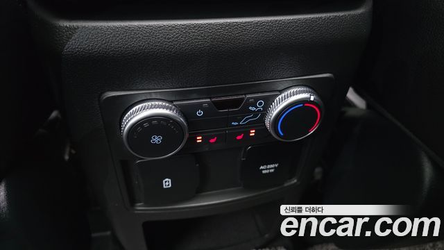 Ford Explorer (VI) 2.3 LimIted 4WD 2021 — фото 17