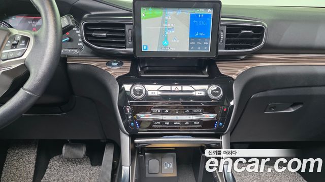 Ford Explorer (VI) 2.3 LimIted 4WD 2021 — фото 19