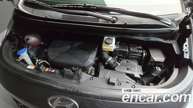 Hyundai Staria Cargo 5-Seater Modern 2022 — фото 6