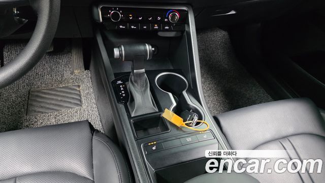 Kia K5 (III) 2.0 LPI(Renter car) Strandard 2023 — фото 9