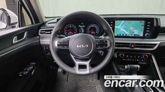 Kia K5 (III) 2.0 LPI(Renter car) Strandard 2023 — фото 13