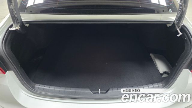 Kia K5 (III) 2.0 LPI(Renter car) Strandard 2023 — фото 20
