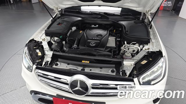 Mercedes-Benz GLC-Class (X253) GLC300e 4MATIC 2021 — фото 6
