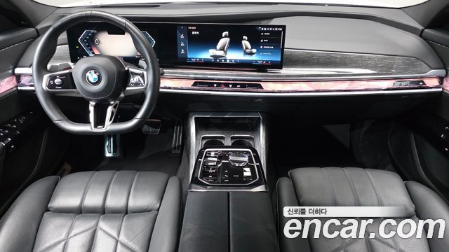 BMW 7 Series (G70) 740i xDrive M Sport 2024 — фото 7