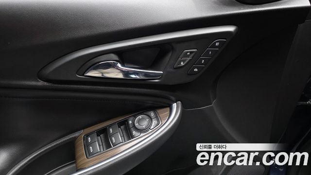 Chevrolet Malibu 1.5 Turbo LTZ 2018 — фото 17