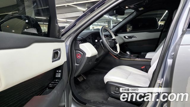 Land Rover Range Rover Velar 2.0 P400E Dynamic SE 2024 — фото 15