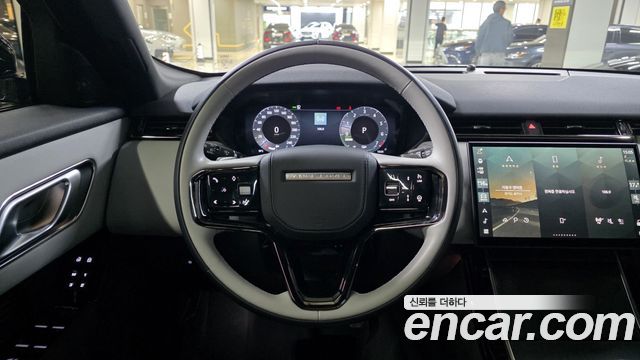 Land Rover Range Rover Velar 2.0 P400E Dynamic SE 2024 — фото 17