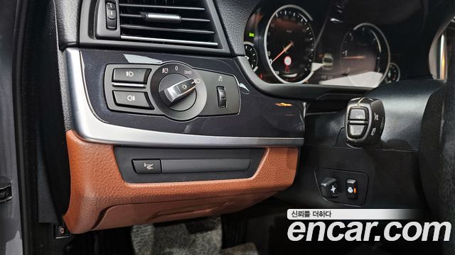 BMW 5 Series (F10) 520d M Aero Dynamic 2016 — фото 17