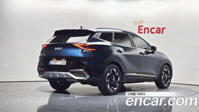 Kia Sportage (V) Diesel 2.0 2WD Nobleless 2022 — фото 2