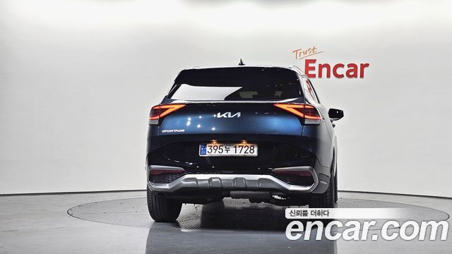 Kia Sportage (V) Diesel 2.0 2WD Nobleless 2022 — фото 4