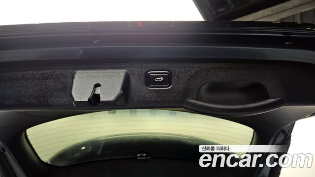 Kia Sportage (V) Diesel 2.0 2WD Nobleless 2022 — фото 20