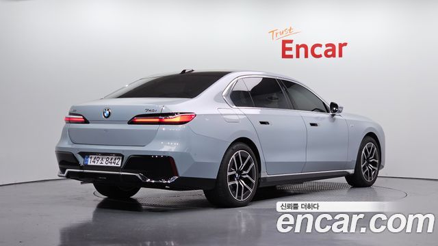 BMW 7 Series (G70) 740i xDrive M Sport 2024 — фото 2