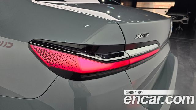 BMW 7 Series (G70) 740i xDrive M Sport 2024 — фото 23