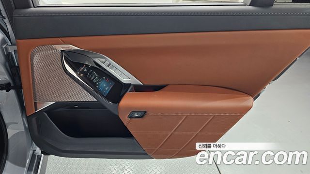 BMW 7 Series (G70) 740i xDrive M Sport 2024 — фото 25