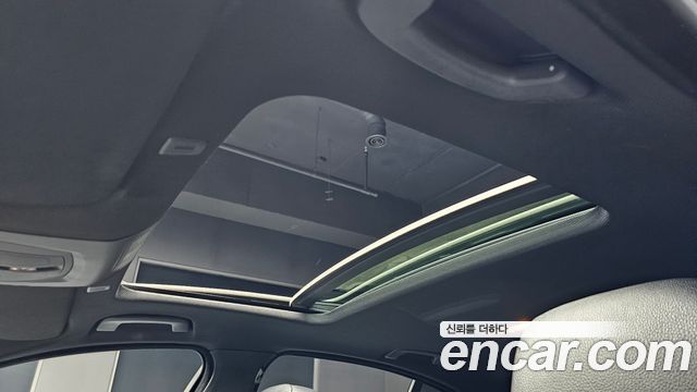 BMW 5 Series (F10) 550i xDrive 2012 — фото 27