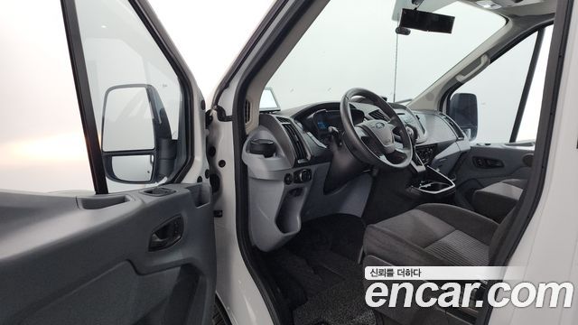 Ford Transit 3.7 2015 — фото 10